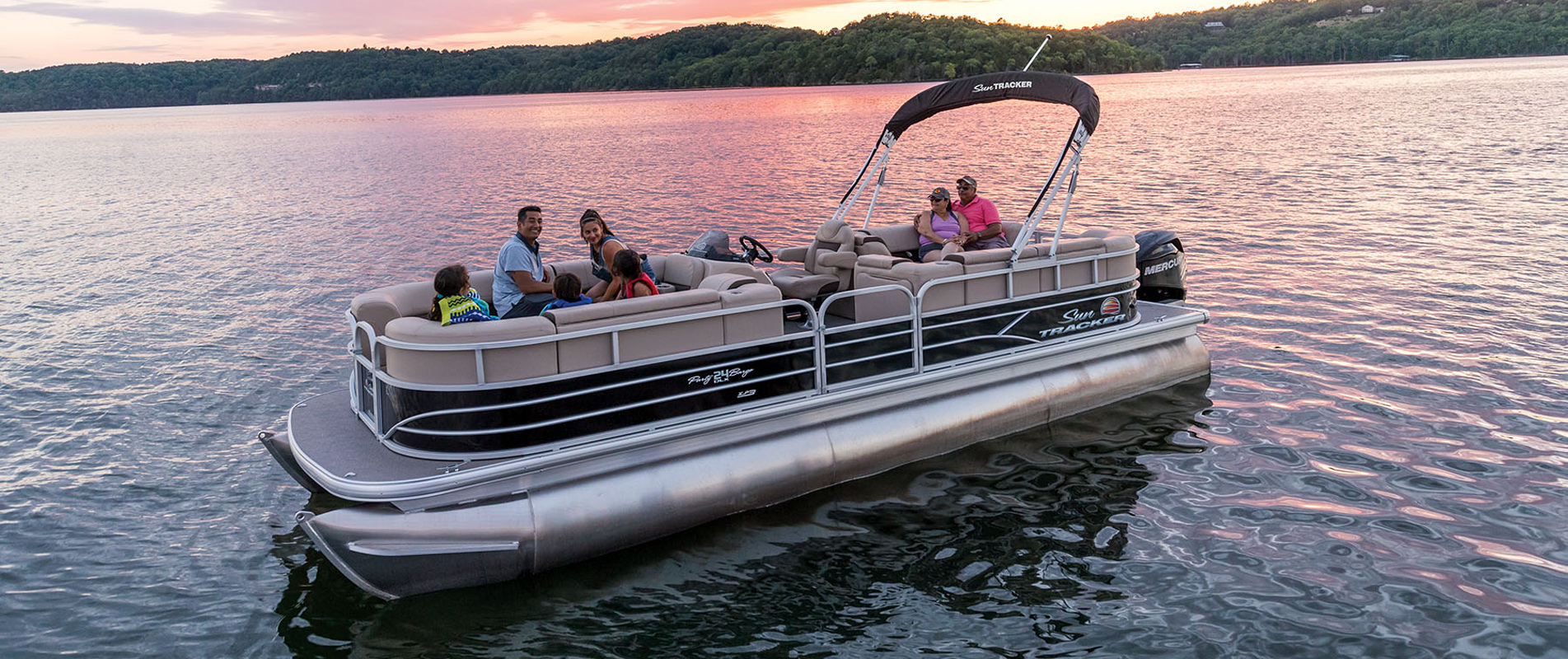 2018 sun tracker party barge 24 xp3